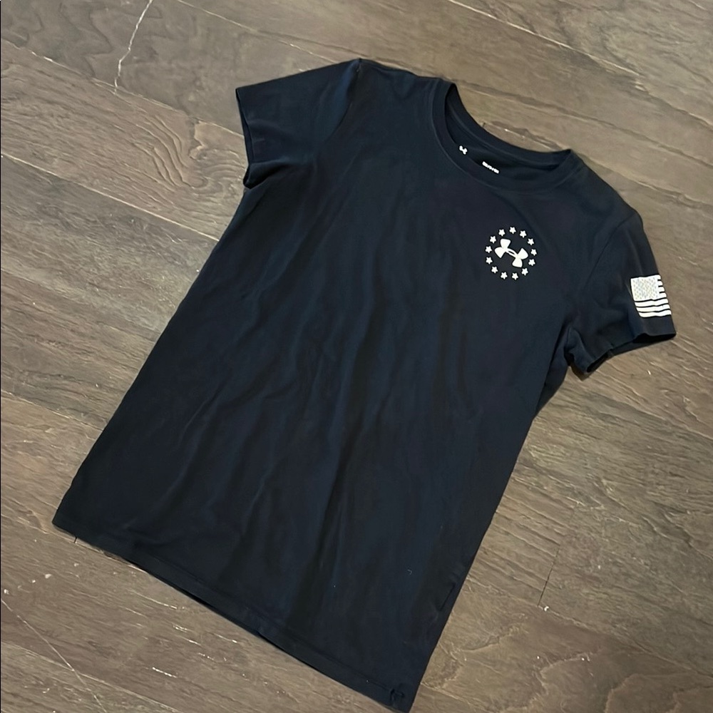 Under Armour t shirt